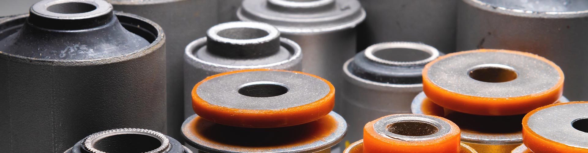 Rubber/metal composite parts